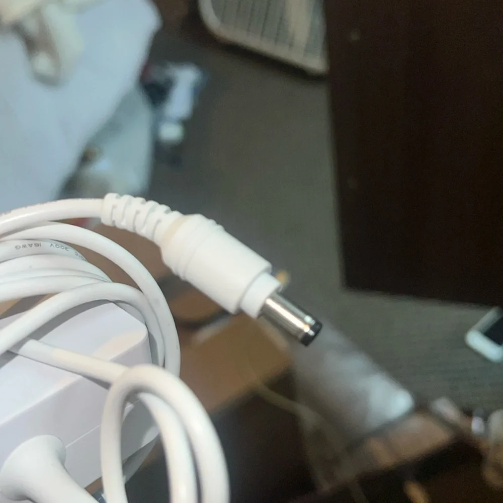 DC SWITCHING ADAPTERS